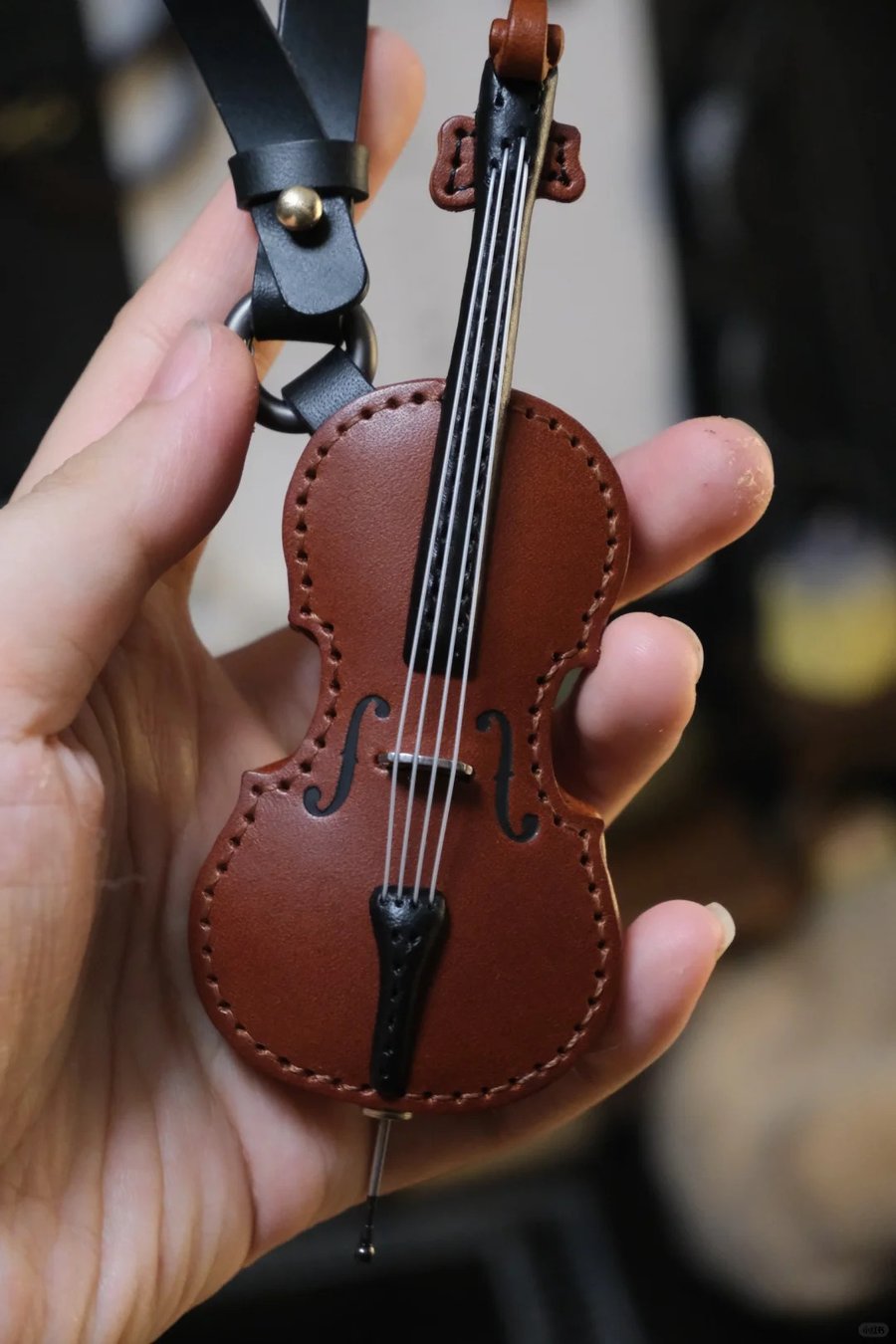 Handmade Leather Violin & Cello Keychain🎻