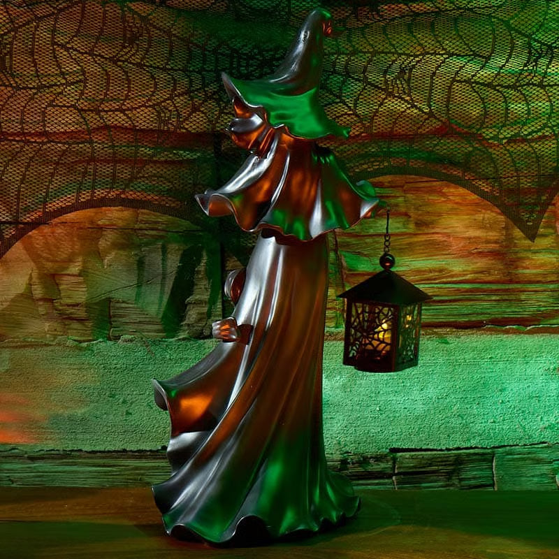 👻Ghost of Darkness with Lantern
