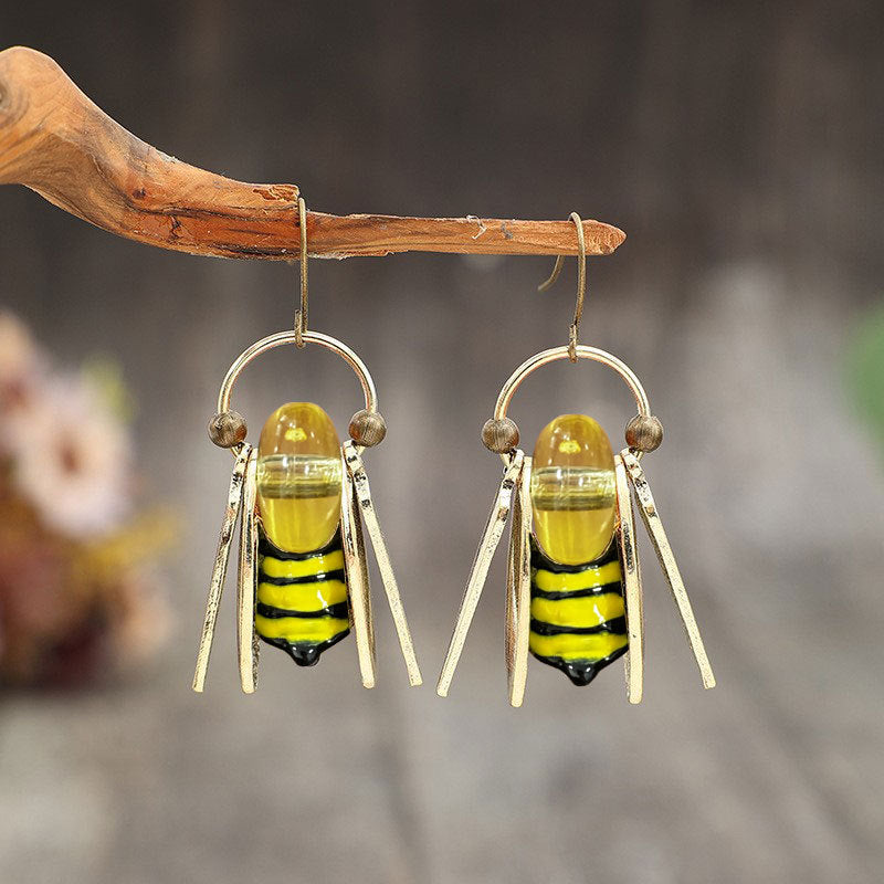 Bee Amber Glass Earrings🐝