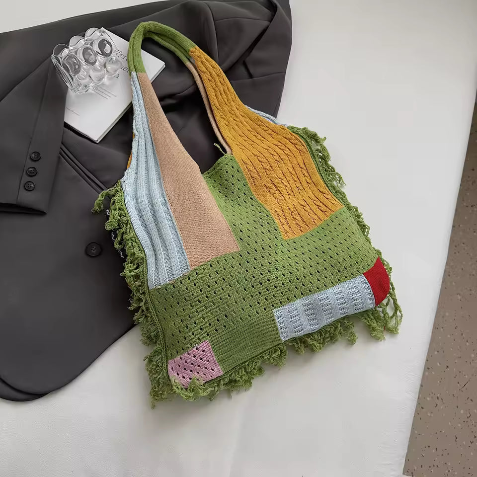 Fishes Applique Tassel Knit Bag