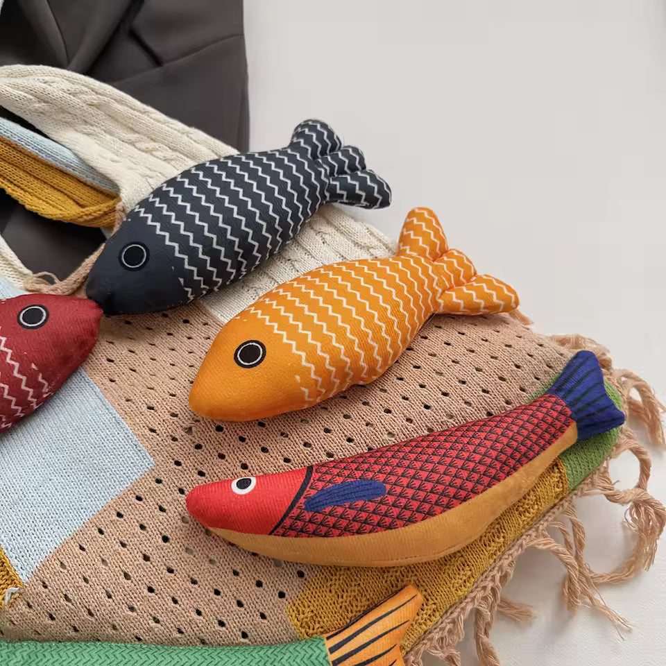 Fishes Applique Tassel Knit Bag